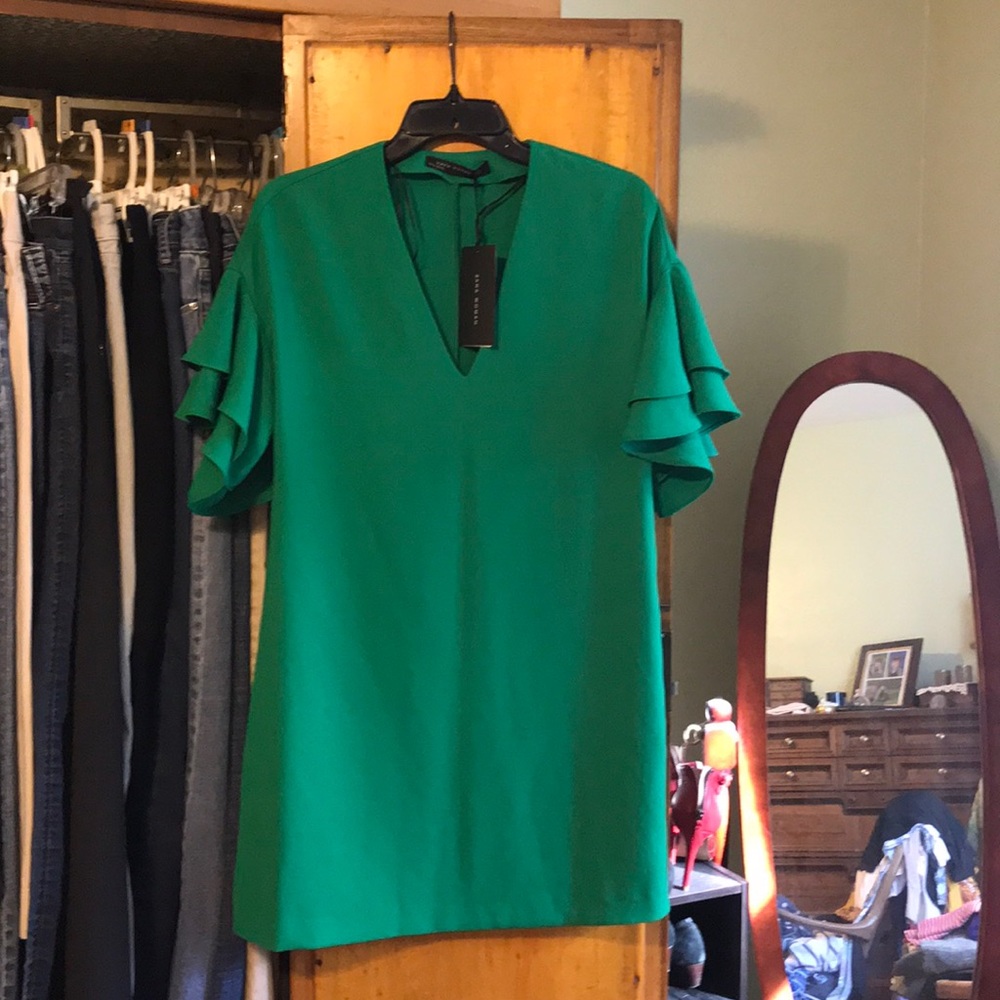 Zara dress size small